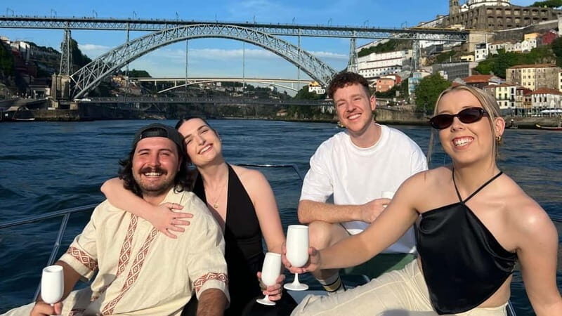 Porto: Private Yacth Cruise with Wine, Snacks & 6 Bridges - A detailed look at the Porto private yacht cruise experience