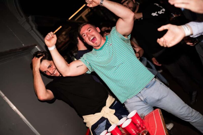 Porto: Pub Crawl with 7 drinks, Games, and VIP Club Entry - Key Points  