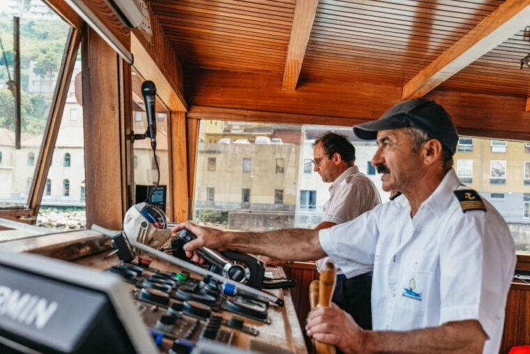 porto-river-douro-6-bridges-cruise