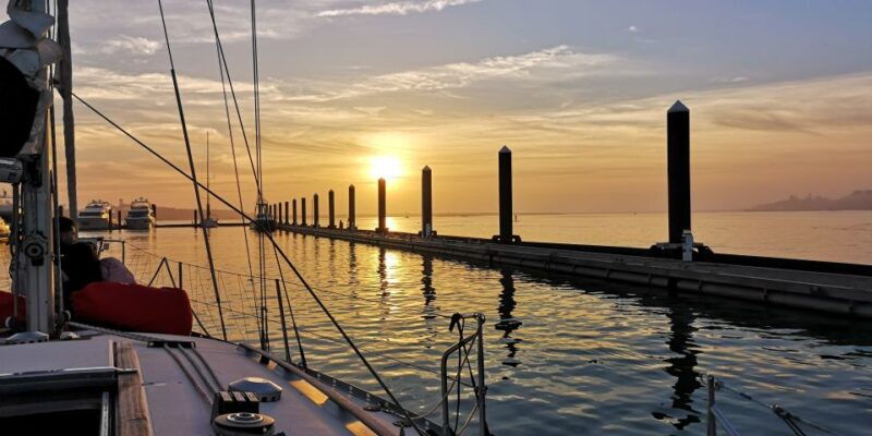 porto-romantic-sailboat-cruise