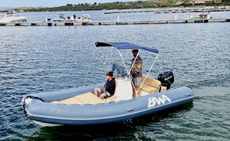 porto-rotondo-drive-your-boat-no-licence-needed