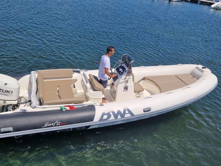 porto-rotondostylish-comfortable-dinghy-requires-licence