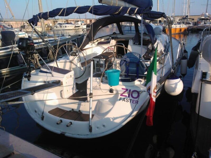 porto-san-paolo-tavolara-island-sailboat-cruise-with-lunch