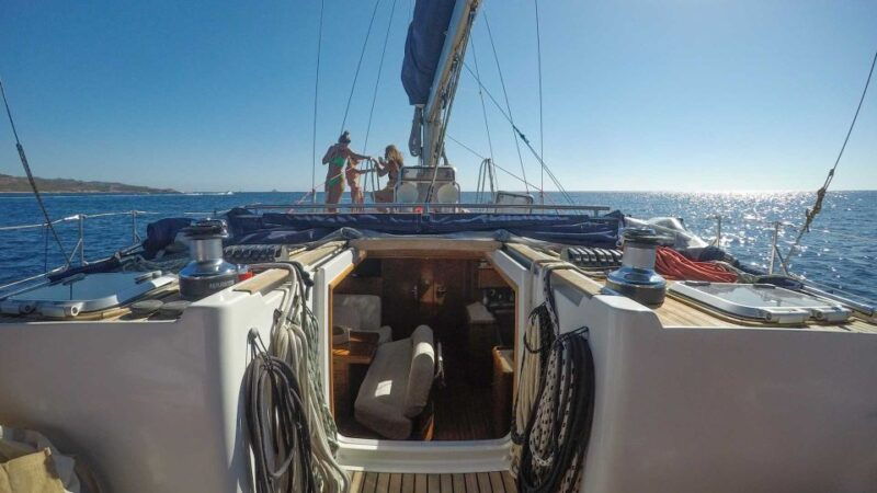 porto-san-paolo-tavolara-island-sailboat-cruise-with-lunch