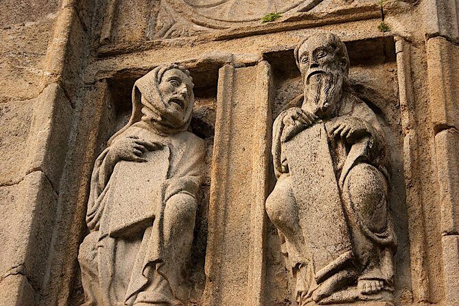 Porto: Santiago de Compostela and Valença do Minho Day Trip - Who Will Love This Tour?  