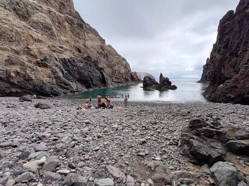 Porto Santo: Island Highlights 4x4 Tour with Hotel Transfers - Exploring Porto Santo on a 4x4 Adventure