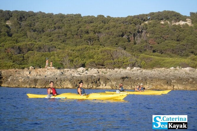 porto-selvaggio-kayak-tour-cliff-diving-cold-spring-immersion