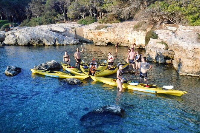 porto-selvaggio-kayak-tour-cliff-diving-cold-spring-immersion