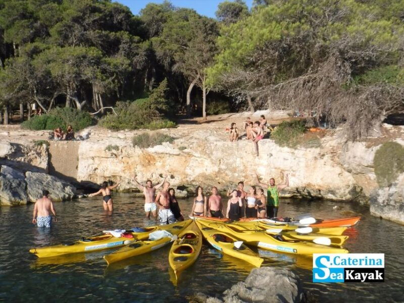 porto-selvaggio-kayak-tour-cliff-diving-cold-springs