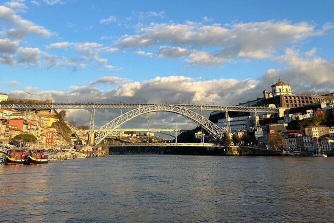 porto-sunset-or-daytime-charming-sailboat-cruise-on-the-douro-river