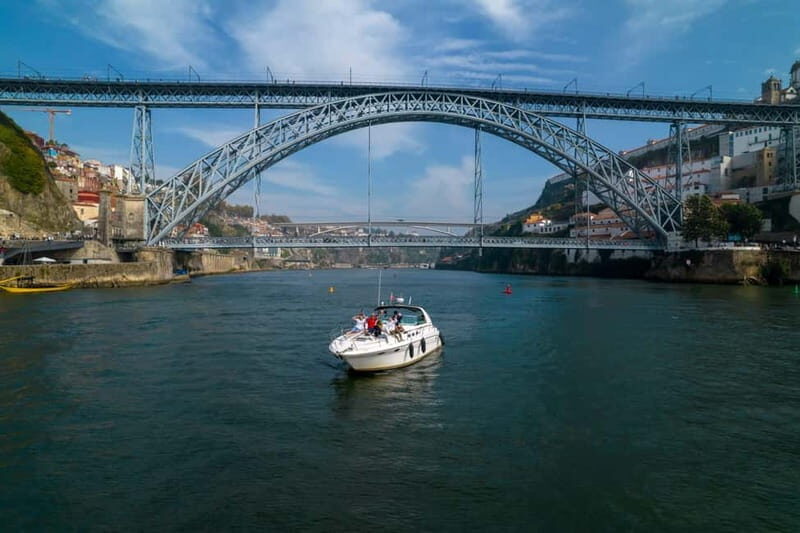 Porto: Sunset or Daytime Yacht Cruise with Welcome drink - Analyzing the Price and Overall Value