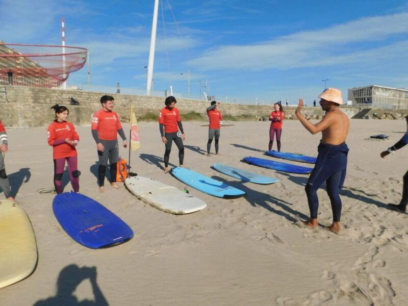 porto-surf-lesson-with-the-first-surf-school-in-porto
