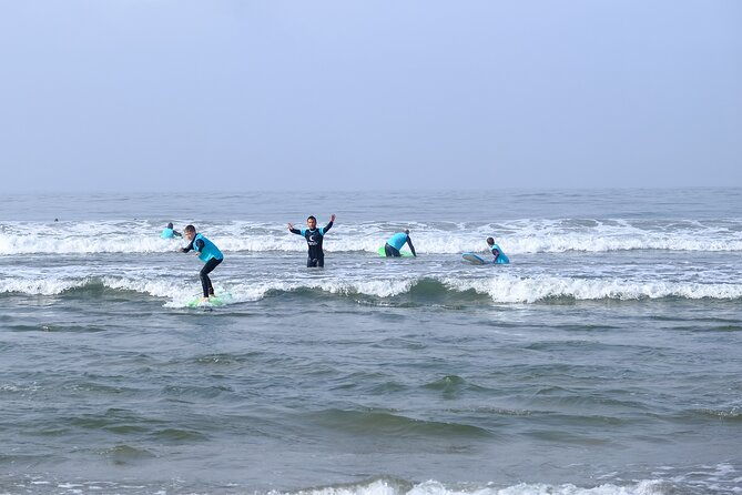 porto-surf-lessons-with-transportation-2