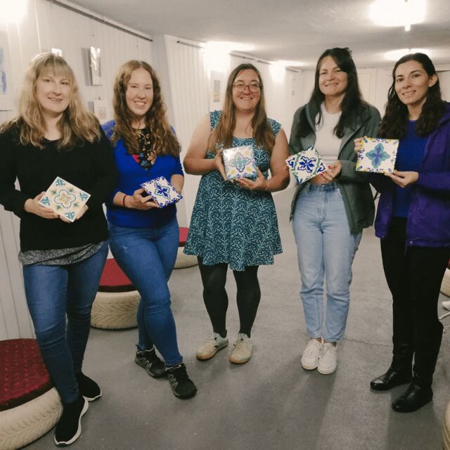 Porto: Tile-Painting Workshop with Porto Wine - Bainharia - FAQs