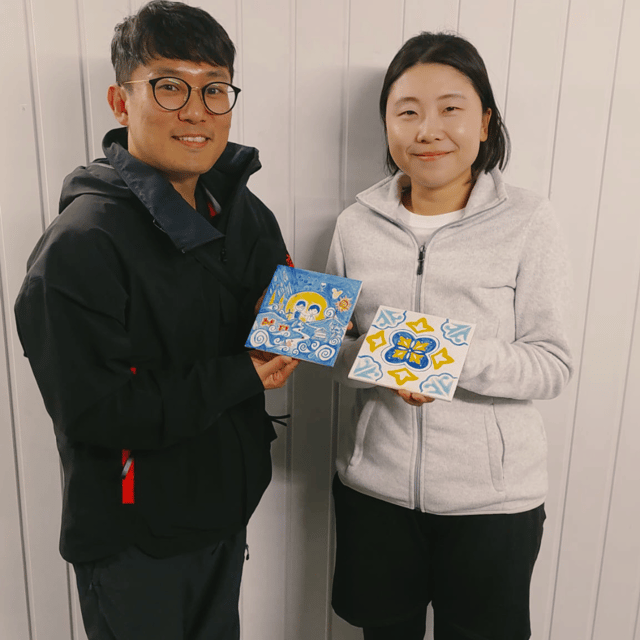 porto-tile-painting-workshop-with-porto-wine