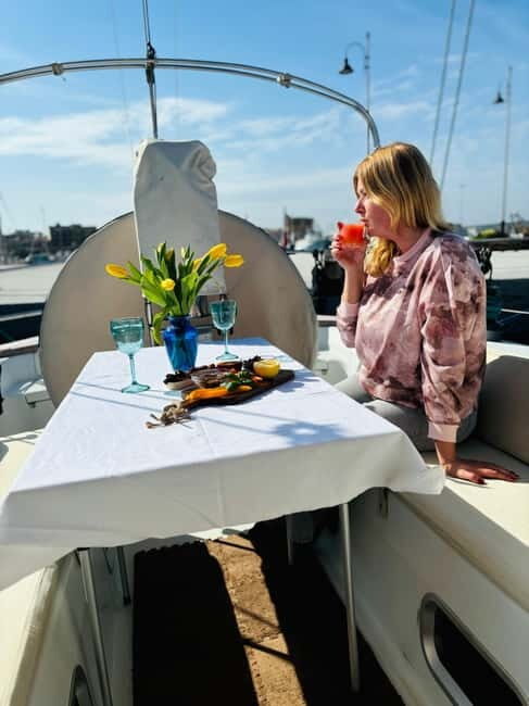 Porto Torres & Stintino: Romantic Experience Sail at Sunrise - FAQs