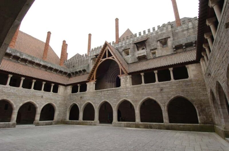 Porto Tour: Half Day /Braga / Guimarães - where Portugal was born! - Key Points
