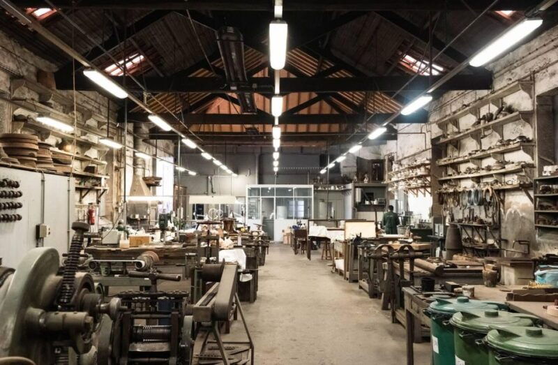 porto-tour-to-the-world-of-silver-in-a-century-old-workshop-2