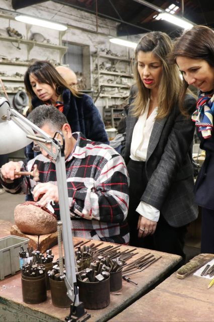 porto-tour-to-the-world-of-silver-in-a-century-old-workshop-2