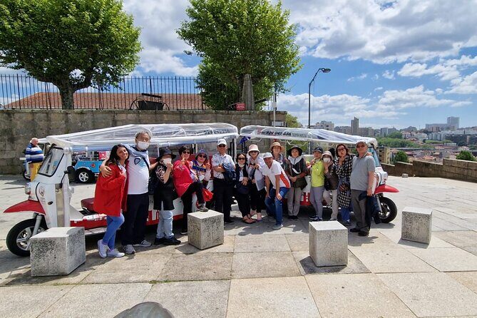 Porto: tuk tuk adventure tours old town 1h - Key Points