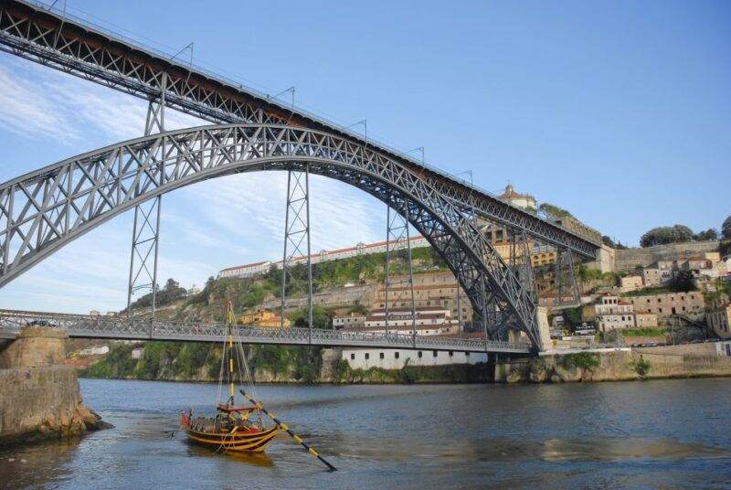 porto-tuk-tuk-tour-douro-river-cruise-and-wine-tasting