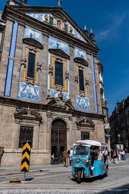 Porto: Tuk Tuk Tour with Olive Oil Tasting - Exploring Porto’s Highlights on a Tuk Tuk