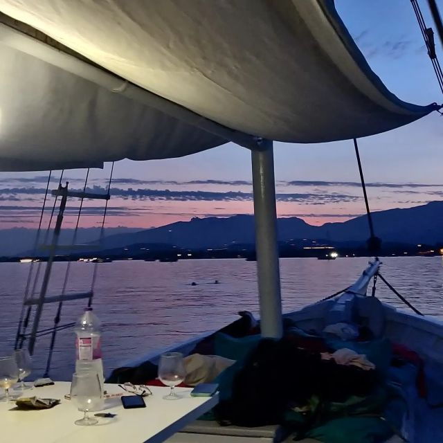 porto-vecchio-dinner-aperitif-at-sunset-at-sea