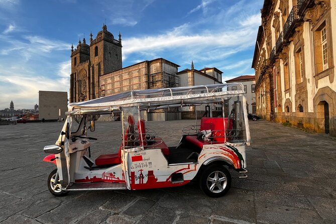 porto-vip-tuk-tuk-guided-tour-1-30h