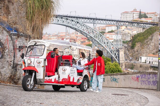 porto-vip-tuk-tuk-guided-tour-1-30h