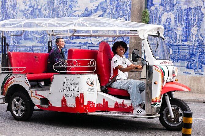 porto-vip-tuk-tuk-guided-tour-1-30h