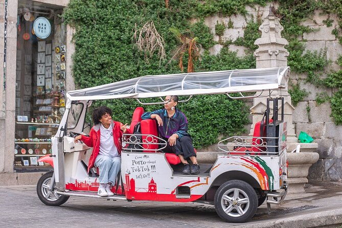 porto-vip-tuk-tuk-guided-tour-1-30h