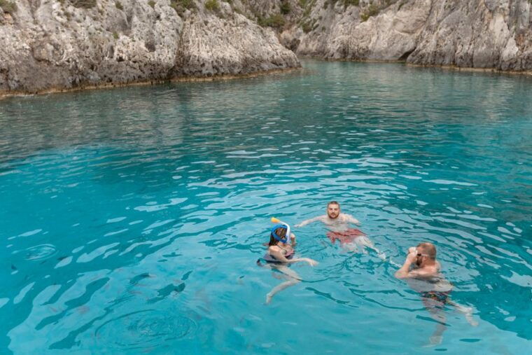 porto-vromi-navagio-shipwreck-beach-blue-caves-by-boat