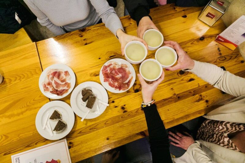 porto-walking-dinner-tour-with-family-owned-restaurants