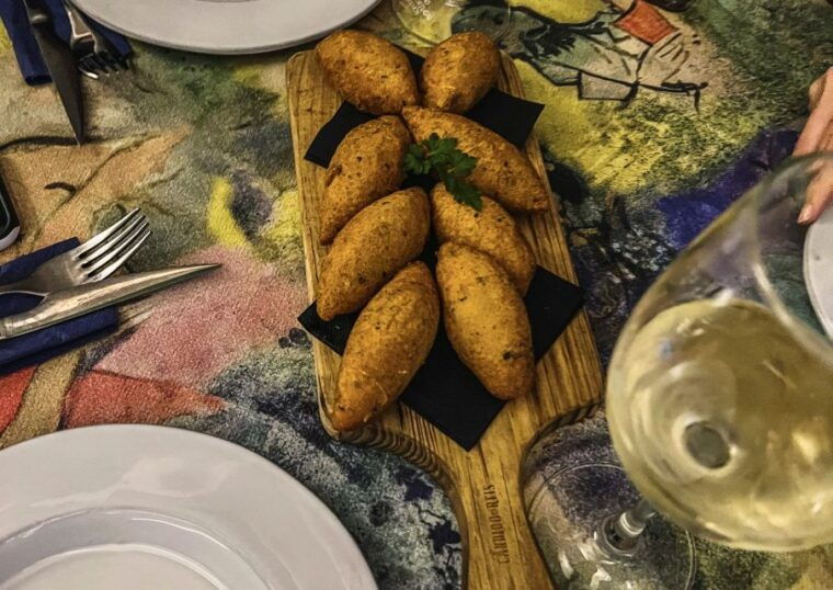 porto-walking-dinner-tour-with-family-owned-restaurants