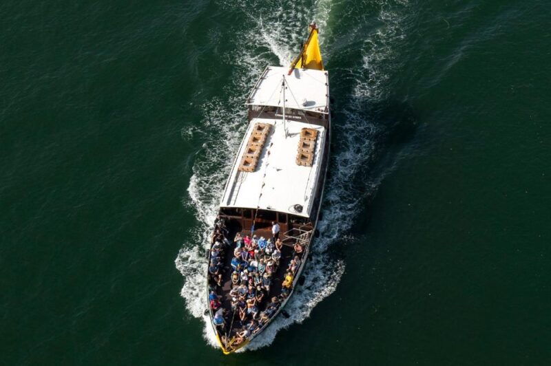 porto-walking-tour-lello-bookshop-boat-and-cable-car