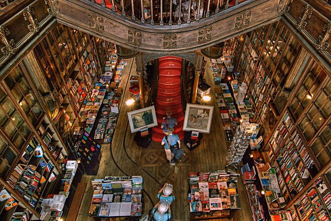 porto-walking-tour-lello-bookshop-river-cruise-and-cable-car
