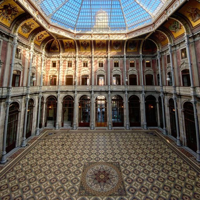 porto-walking-tour-with-private-visit-stock-exchange-palace