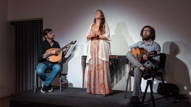 Porto: What is Fado? Commented Live Concert with Port Wine - The Cost and Value for Money