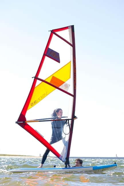 Porto: Windsurfing Class for All Levels - FAQ
