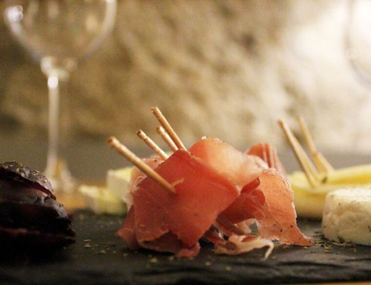 porto-wine-tasting-with-tapas-walking-tour