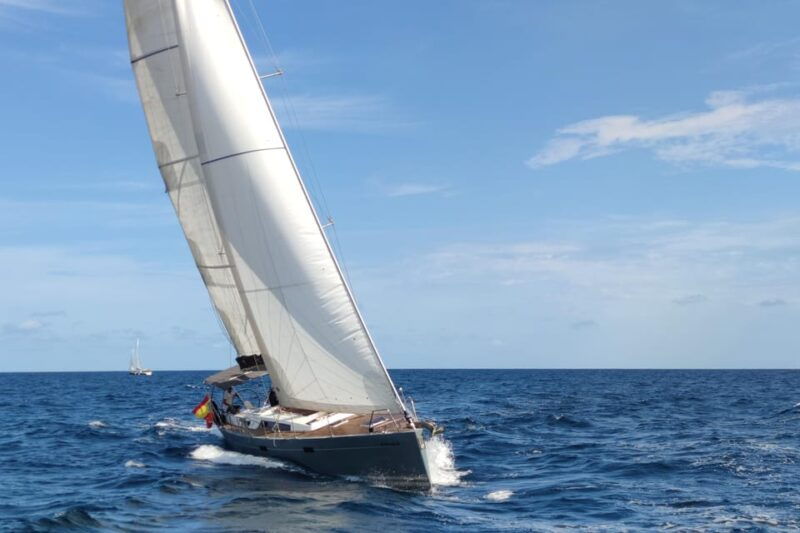 portocolom-mallorca-exclusive-sunset-sailing-trip