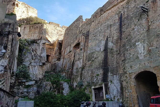 portoferraio-walking-tour-with-guide-2-hours