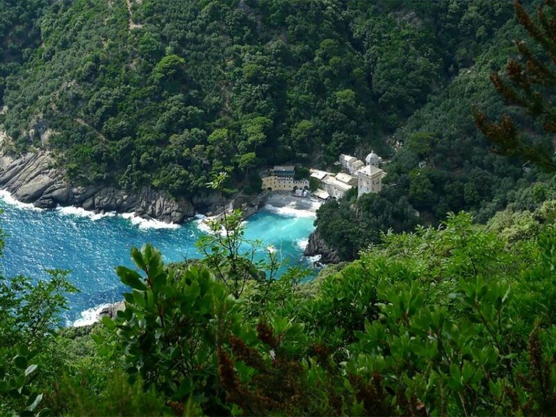 portofino-park-trekking-discover-san-fruttuoso-bay