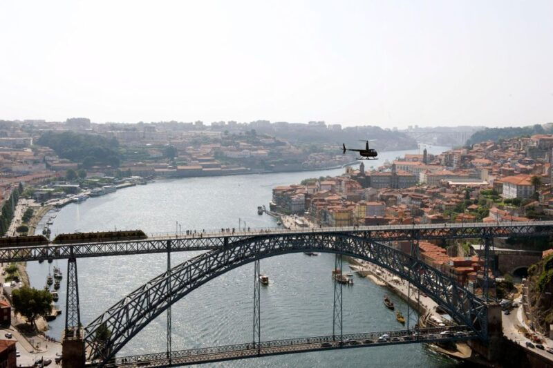 portos-panoramic-helicopter-flight-10-minutes