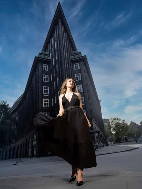 Portrait shoot in Hamburg  your private walk with a professional photographer - Who Should Consider This Experience?