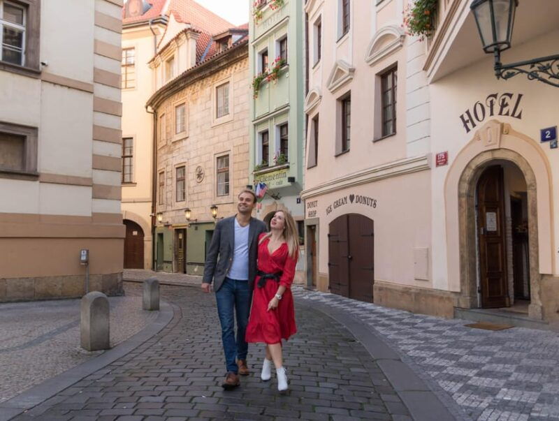portraits-in-prague-private-vacation-photographer-tour