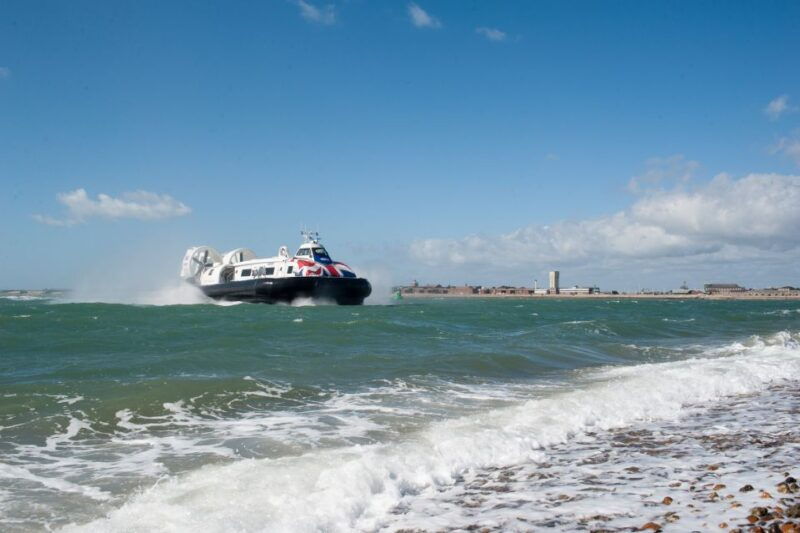 portsmouth-hovercraft-flight-to-the-isle-of-wight