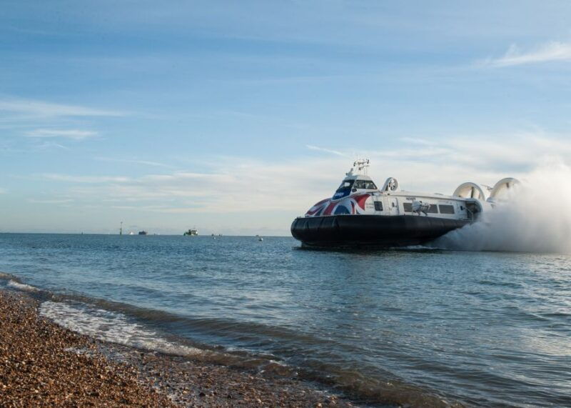 portsmouth-hovercraft-flight-to-the-isle-of-wight