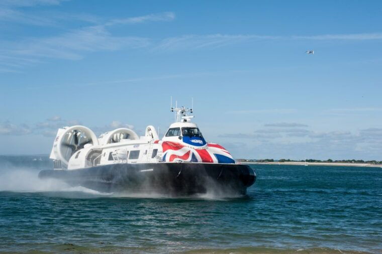 portsmouth-hovercraft-flight-to-the-isle-of-wight