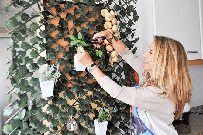 portuguese-home-cooking-class-in-lisbon-with-local-mom-cristina